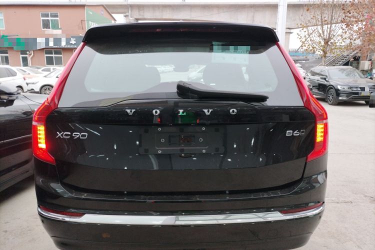 Used Volvo XC90 2023 B6 Zhiya Luxury 7-Seater Exterior 4
