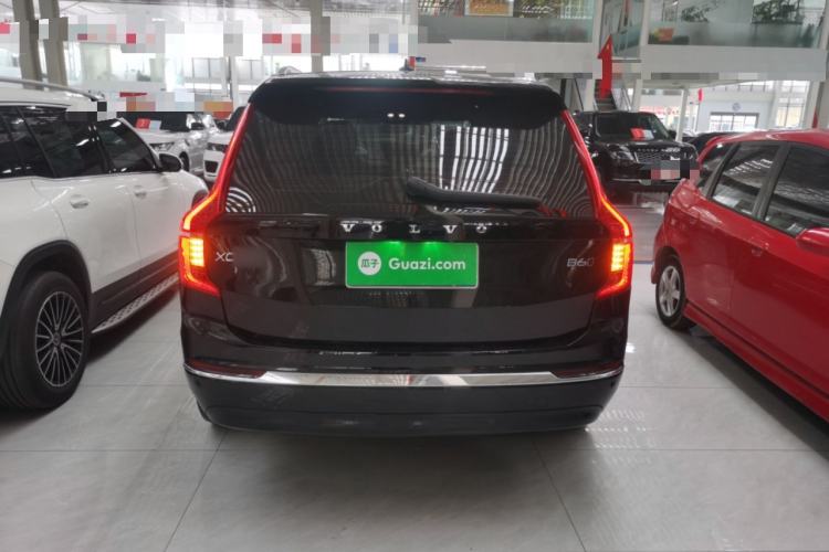 Used Volvo XC90 2023 B6 Zhiyi Luxury Edition 7-Seater Exterior 4