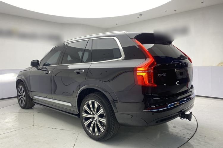 Used Volvo XC90 2023 B5 SmartDrive Luxury Edition 5 Seats Exterior 4