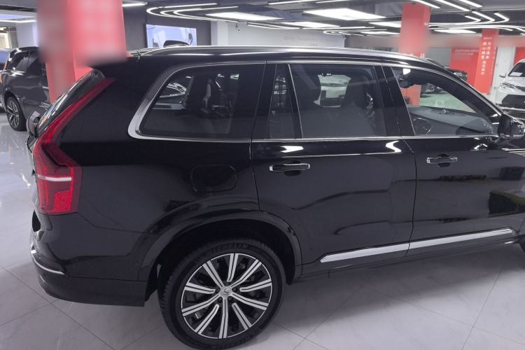 Used Volvo XC90 2023 B6 Zhiya Luxury 7-Seater Exterior 6