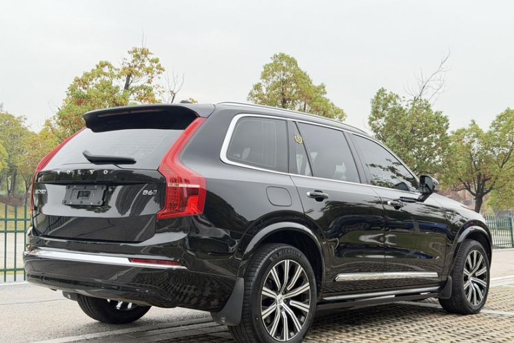 Used Volvo XC90 2023 B6 Zhiyi Luxury Edition 7-Seater Exterior 6