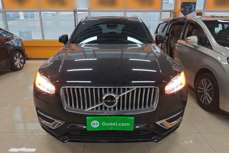 Used Volvo XC90 2023 B6 Zhiyi Luxury Edition 7-Seater Front