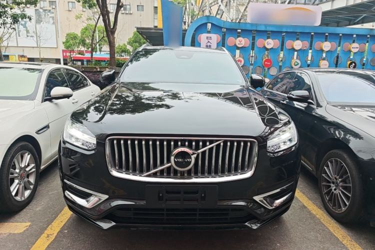 Used Volvo XC90 2023 B5 SmartDrive Luxury Edition 7 Seats Front