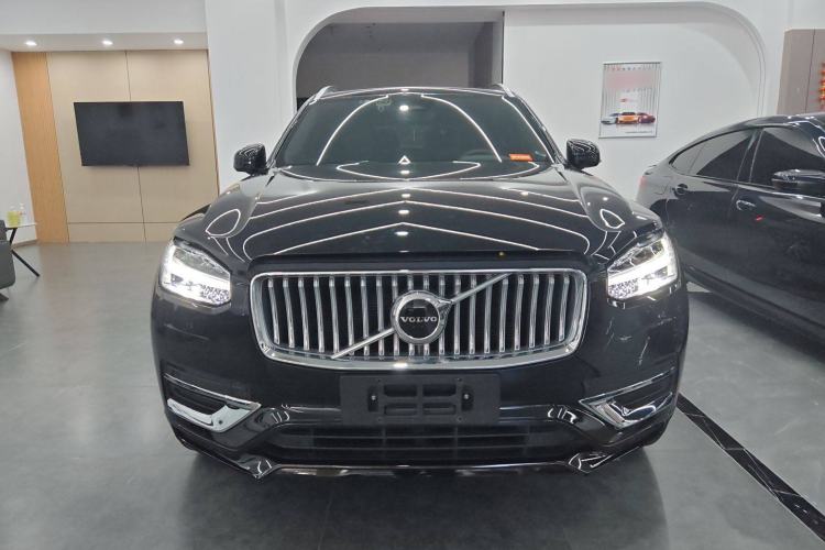 Used Volvo XC90 2023 B5 SmartDrive Luxury Edition 7 Seats Front