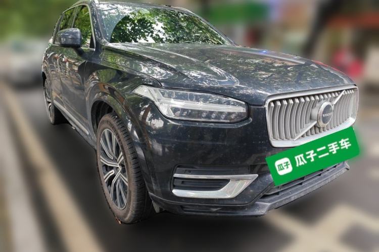 Used Volvo XC90 2023 B6 Zhiyi Luxury Edition 7-Seater Front Right 45 Deg
