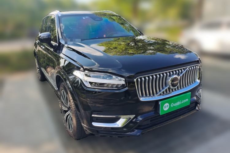 Used Volvo XC90 2023 B6 Zhiyi Luxury Edition 7-Seater Front Right 45 Deg