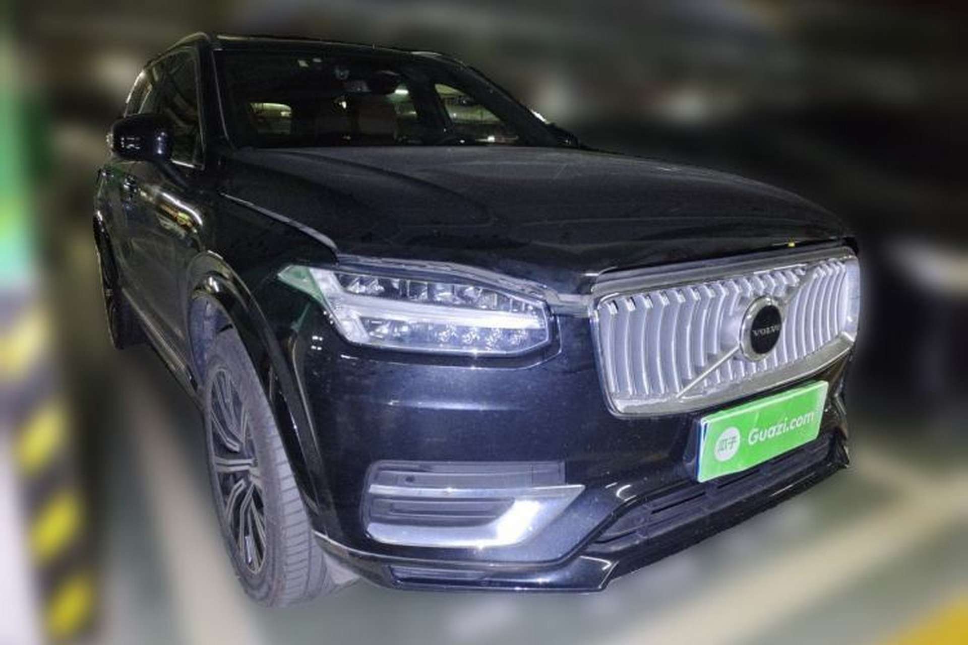 Used Volvo XC90 2023 B6 Zhiyi Luxury Edition 7-Seater Front Right 45 Deg