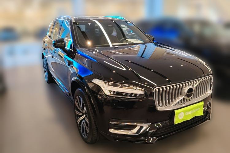 Used Volvo XC90 2023 B6 Zhiyi Luxury Edition 7-Seater Front Right 45 Deg