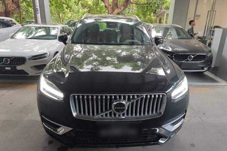Used Volvo XC90 2023 B6 Zhiya Luxury 7-Seater Front