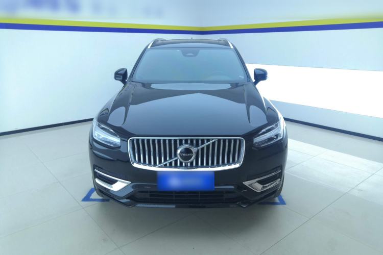 Used Volvo XC90 2023 B5 SmartDrive Luxury Edition 5 Seats Front