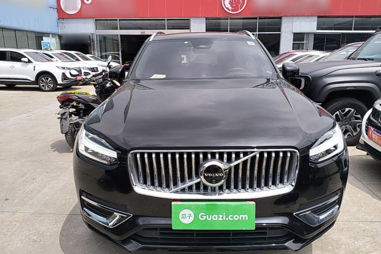 Used Volvo XC90 2023 B6 Zhiya Luxury 7-Seater Front