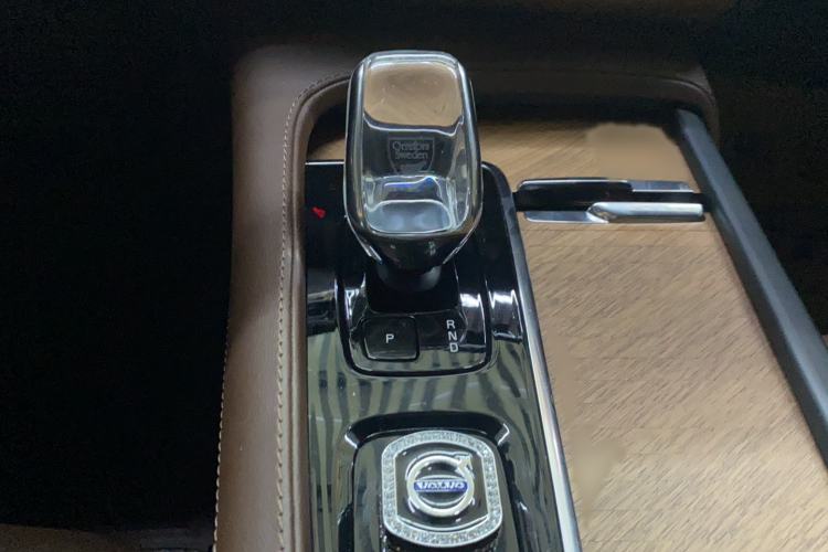 Used Volvo XC90 2023 B6 Zhiyi Luxury Edition 7-Seater Gear Lever