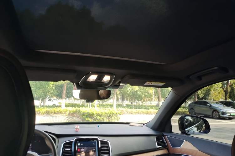 Used Volvo XC90 2023 B6 Zhiyi Luxury Edition 7-Seater Headliner