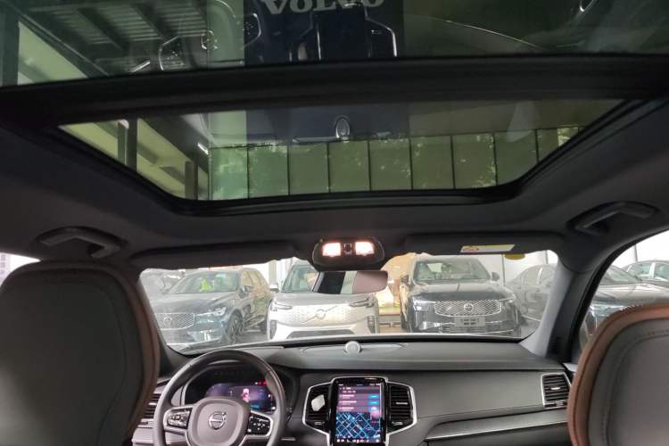 Used Volvo XC90 2023 B6 Zhiya Luxury 7-Seater Headliner