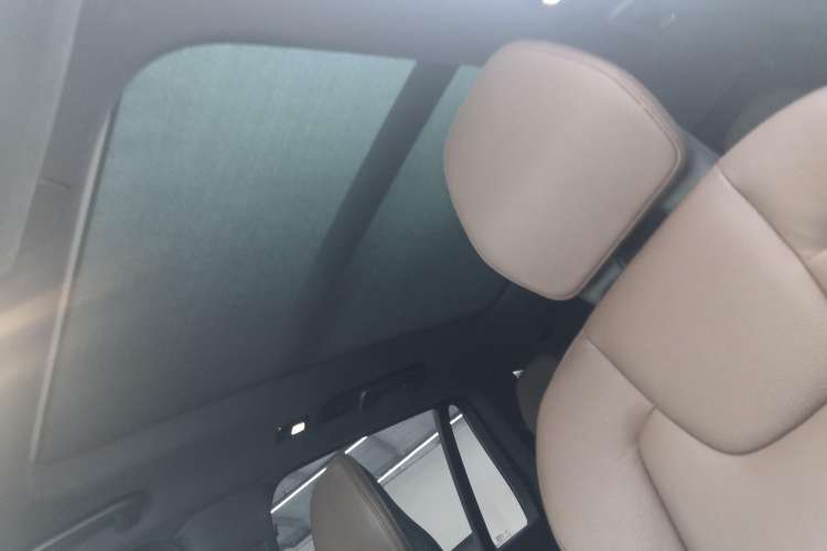 Used Volvo XC90 2023 B5 SmartDrive Luxury Edition 5 Seats Headliner