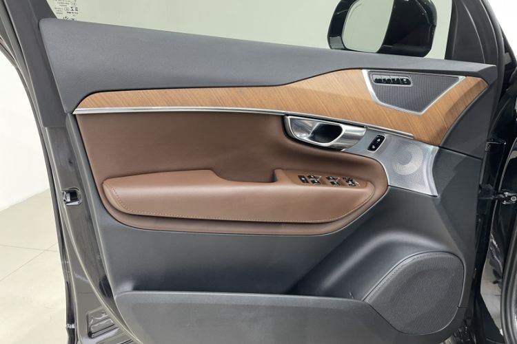 Used Volvo XC90 2023 B6 Zhiyi Luxury Edition 7-Seater Interior 1