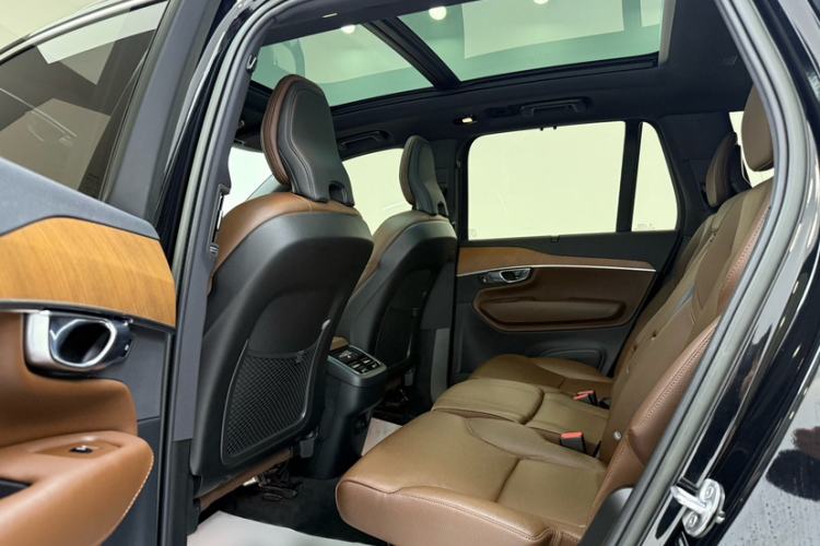 Used Volvo XC90 2023 B6 Zhiyi Luxury Edition 7-Seater Interior 1