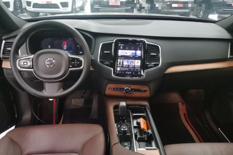 Used Volvo XC90 2023 B6 Zhiyi Luxury Edition 7-Seater Interior 2