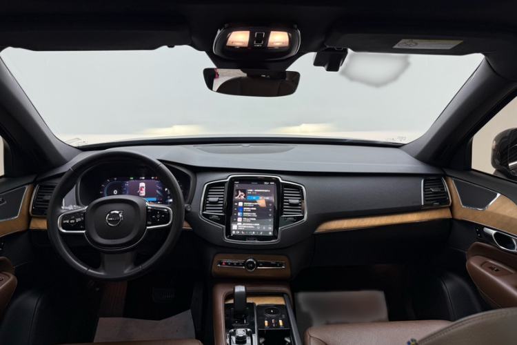 Used Volvo XC90 2023 B6 Zhiyi Luxury Edition 7-Seater Interior 2