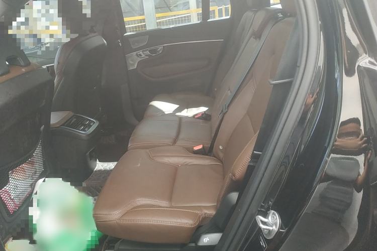 Used Volvo XC90 2023 B6 Zhiya Luxury 7-Seater Interior 4