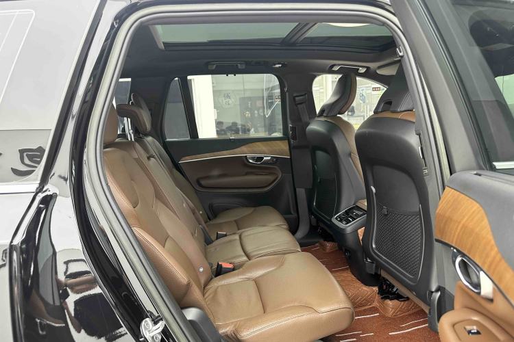 Used Volvo XC90 2023 B6 Zhiyi Luxury Edition 7-Seater Interior 4