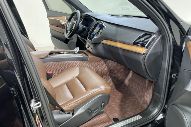 Used Volvo XC90 2023 B6 Zhiyi Luxury Edition 7-Seater Interior 6
