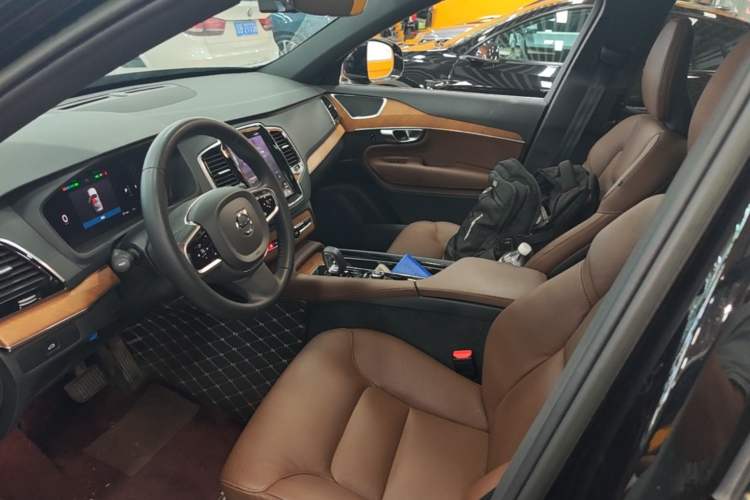 Used Volvo XC90 2023 B6 Zhiyi Luxury Edition 7-Seater Left Front Seat