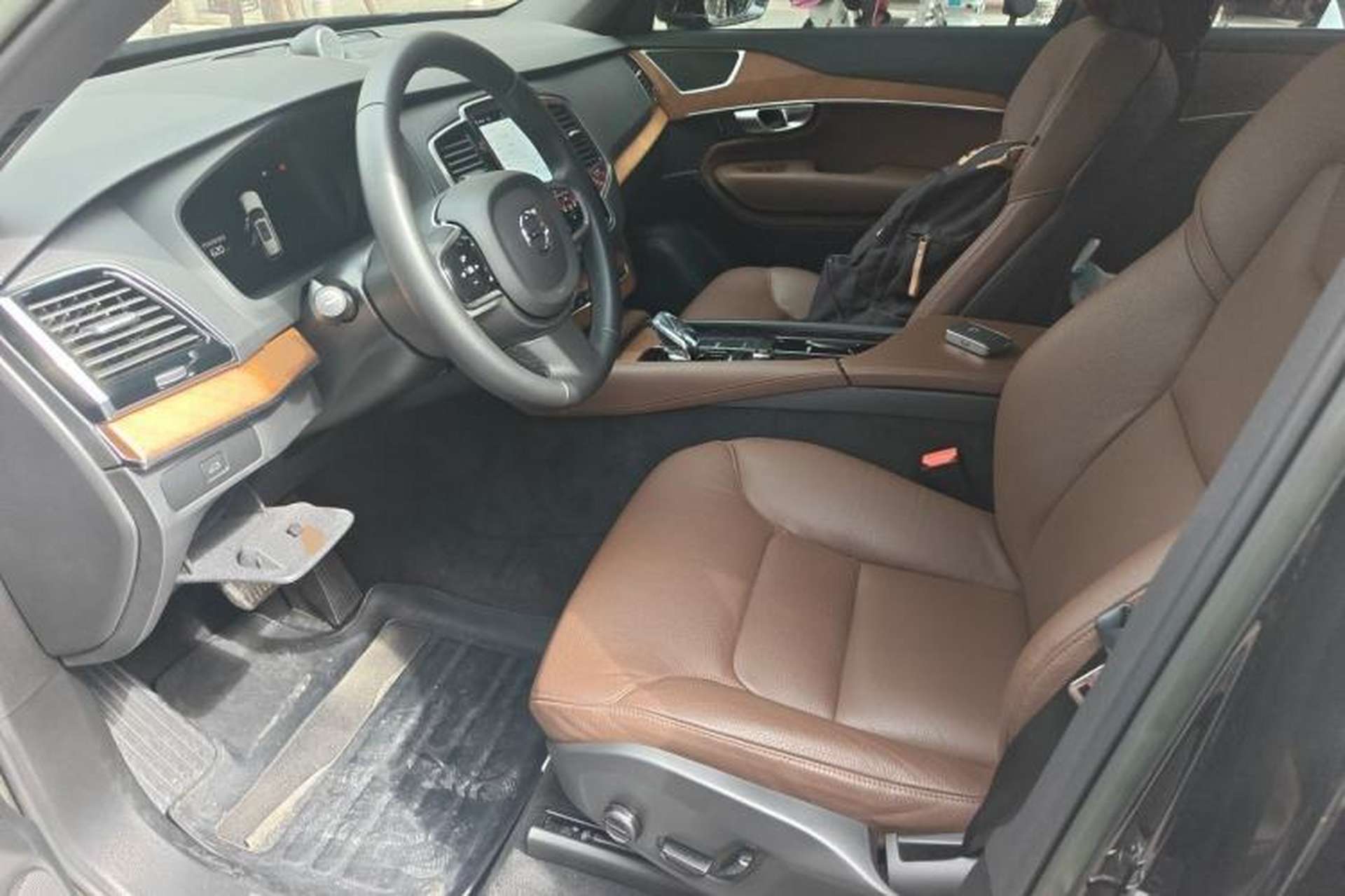 Used Volvo XC90 2023 B6 Zhiyi Luxury Edition 7-Seater Left Front Seat
