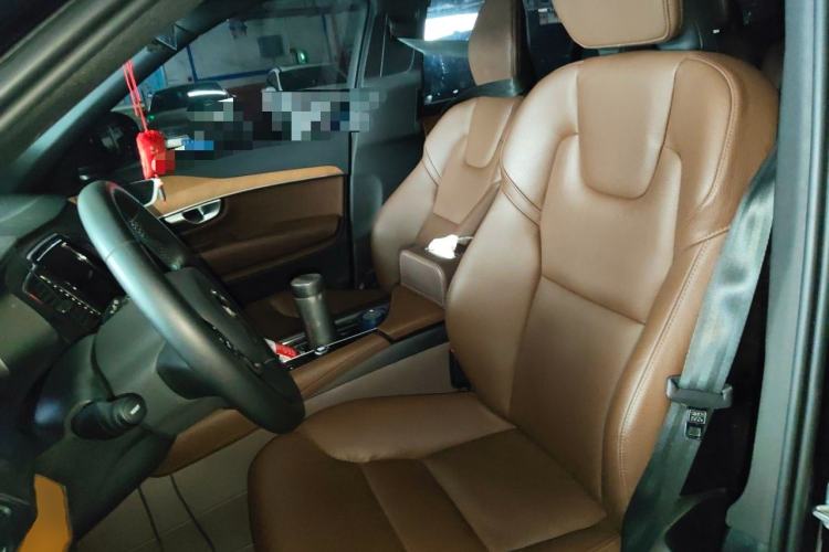 Used Volvo XC90 2023 B5 SmartDrive Luxury Edition 5 Seats Left Front Seat