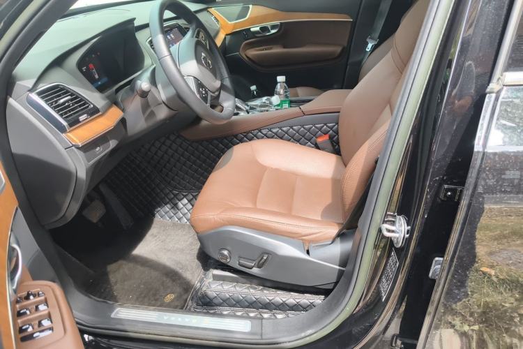 Used Volvo XC90 2023 B6 Zhiyi Luxury Edition 7-Seater Left Front Seat
