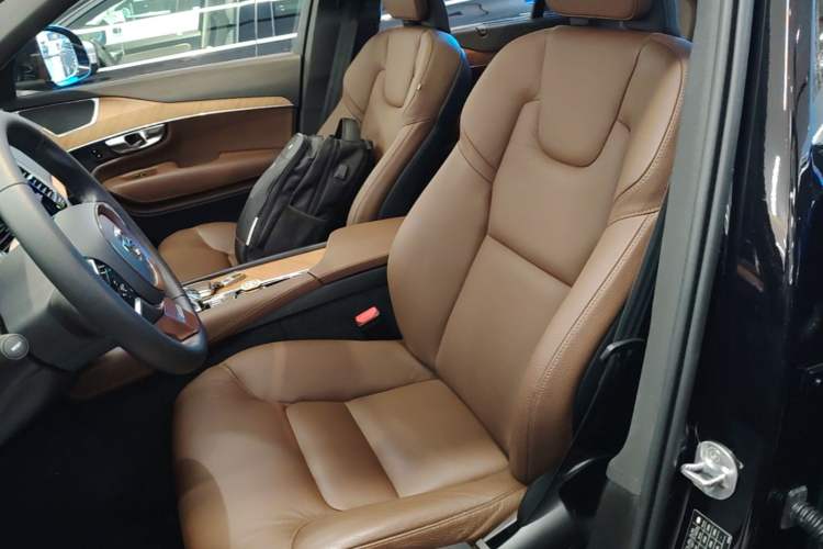 Used Volvo XC90 2023 B6 Zhiyi Luxury Edition 7-Seater Left Front Seat