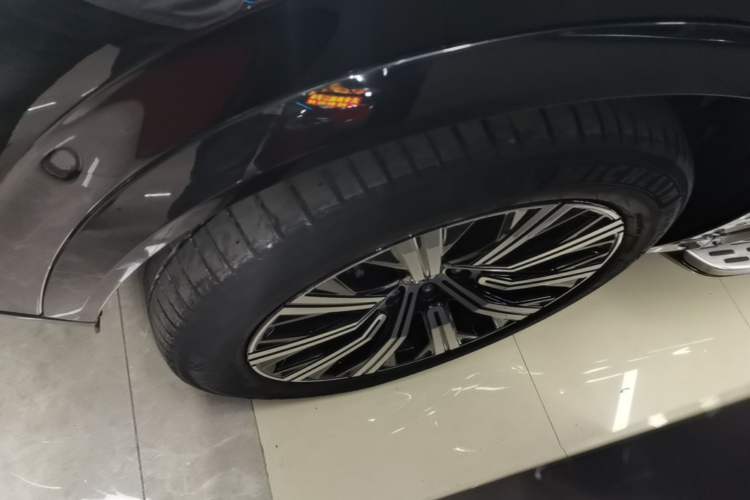 Used Volvo XC90 2023 B6 Zhiyi Luxury Edition 7-Seater Left Front Wheel Hub