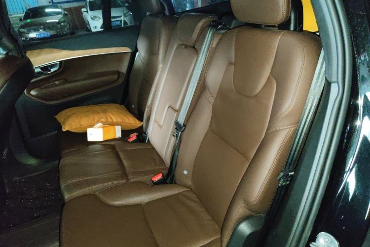 Used Volvo XC90 2023 B5 SmartDrive Luxury Edition 5 Seats Left Rear Seat