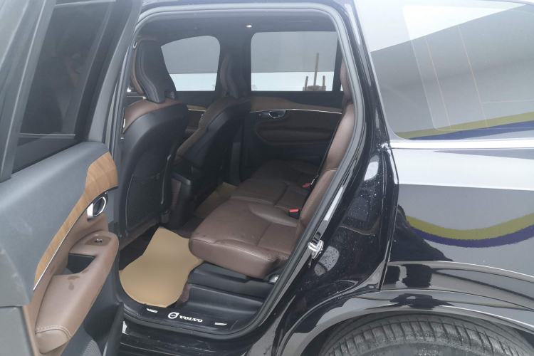 Used Volvo XC90 2023 B5 SmartDrive Luxury Edition 5 Seats Left Rear Seat