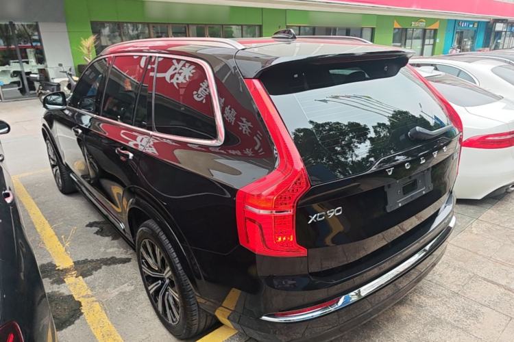 Used Volvo XC90 2023 B5 SmartDrive Luxury Edition 7 Seats Rear Left 45 Deg