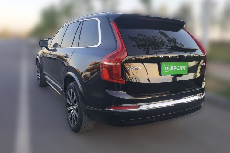 Used Volvo XC90 2023 B5 SmartDrive Luxury Edition 5 Seats Rear Left 45 Deg