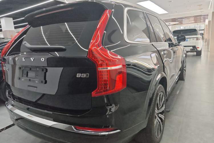 Used Volvo XC90 2023 B5 SmartDrive Luxury Edition 7 Seats Rear Right 45 Deg