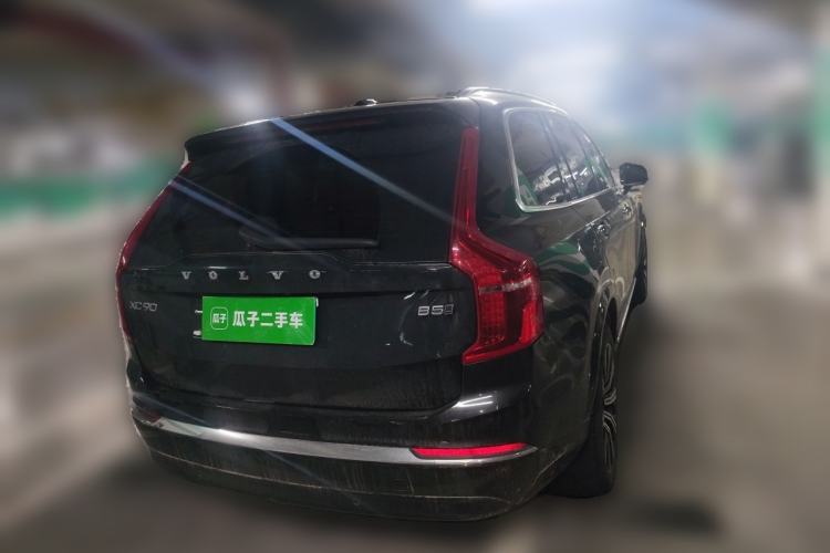 Used Volvo XC90 2023 B5 SmartDrive Luxury Edition 5 Seats Rear Right 45 Deg