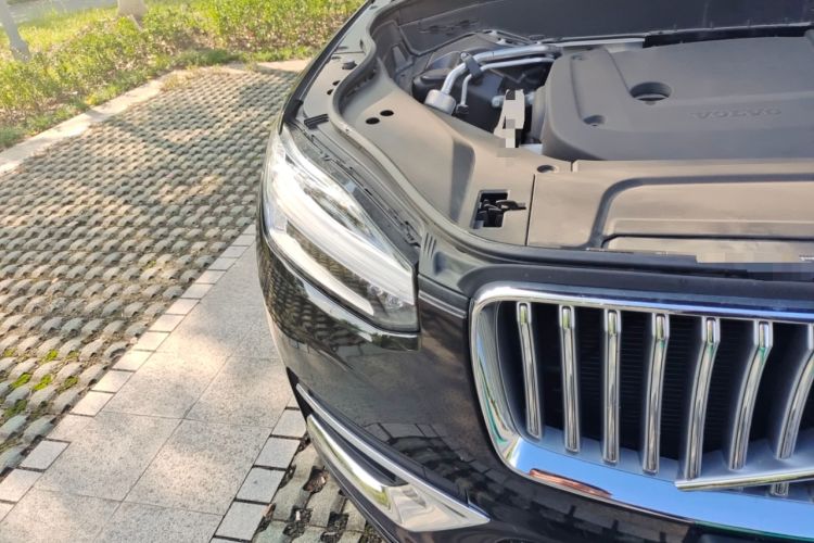 Used Volvo XC90 2023 B6 Zhiyi Luxury Edition 7-Seater Right Front Headlight