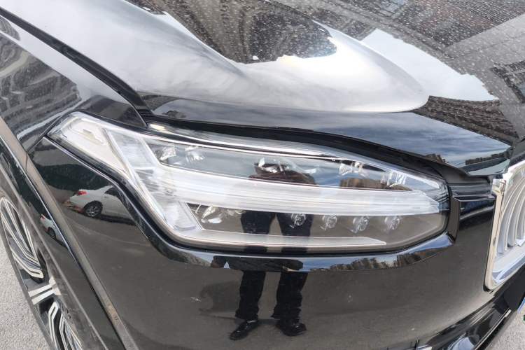 Used Volvo XC90 2023 B6 Zhiyi Luxury Edition 7-Seater Right Front Headlight