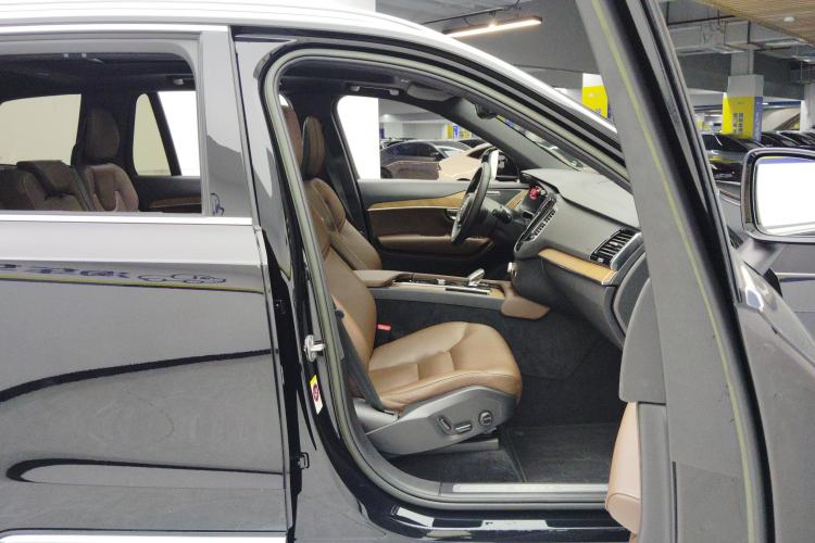 Used Volvo XC90 2023 B6 Zhiyi Luxury Edition 7-Seater Right Front Seat