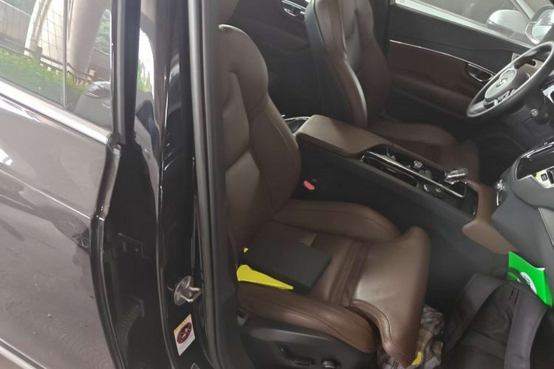 Used Volvo XC90 2023 B6 Zhiya Luxury 7-Seater Right Front Seat