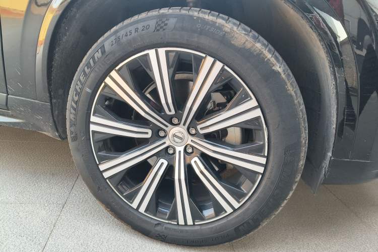 Used Volvo XC90 2023 B6 Zhiyi Luxury Edition 7-Seater Right Front Wheel Hub