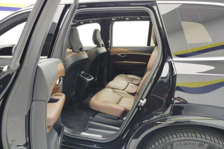 Used Volvo XC90 2023 B6 Zhiyi Luxury Edition 7-Seater Right Rear Seat