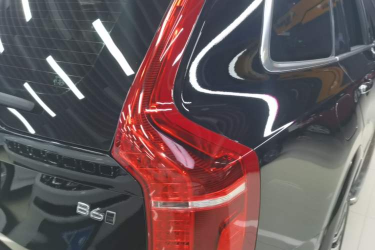 Used Volvo XC90 2023 B6 Zhiyi Luxury Edition 7-Seater Right Rear Taillight