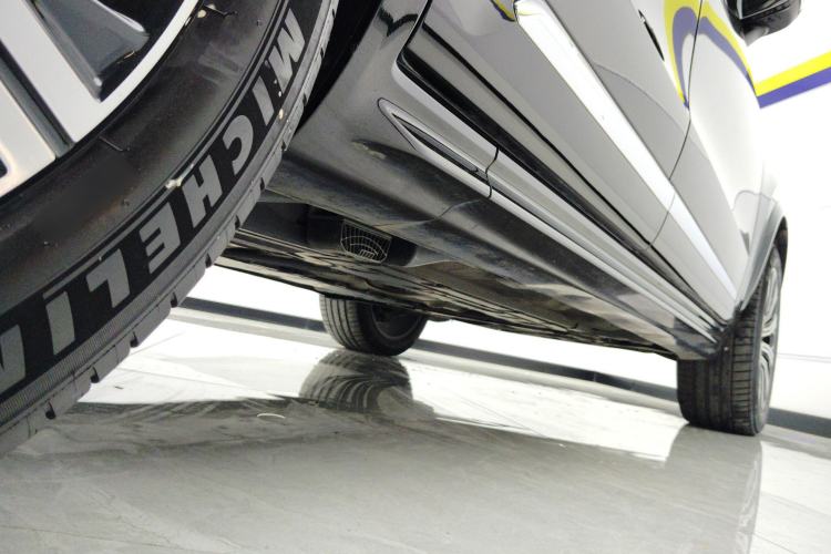 Used Volvo XC90 2023 B6 Zhiyi Luxury Edition 7-Seater Right Side Sill