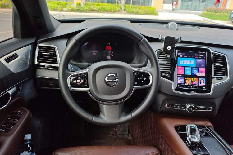 Used Volvo XC90 2023 B6 Zhiya Luxury 7-Seater Steering Wheel