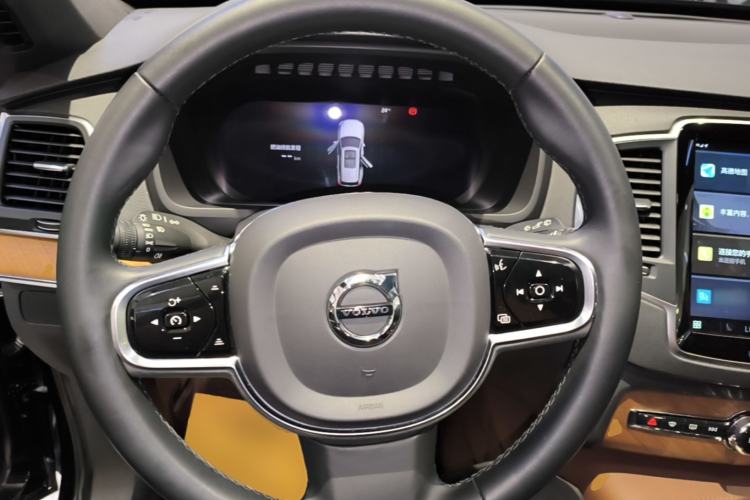 Used Volvo XC90 2023 B5 SmartDrive Luxury Edition 7 Seats Steering Wheel