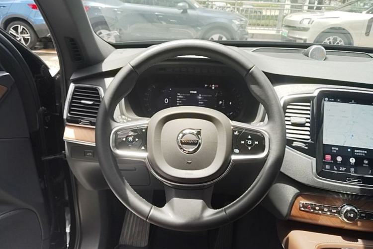 Used Volvo XC90 2023 B6 Zhiyi Luxury Edition 7-Seater Steering Wheel