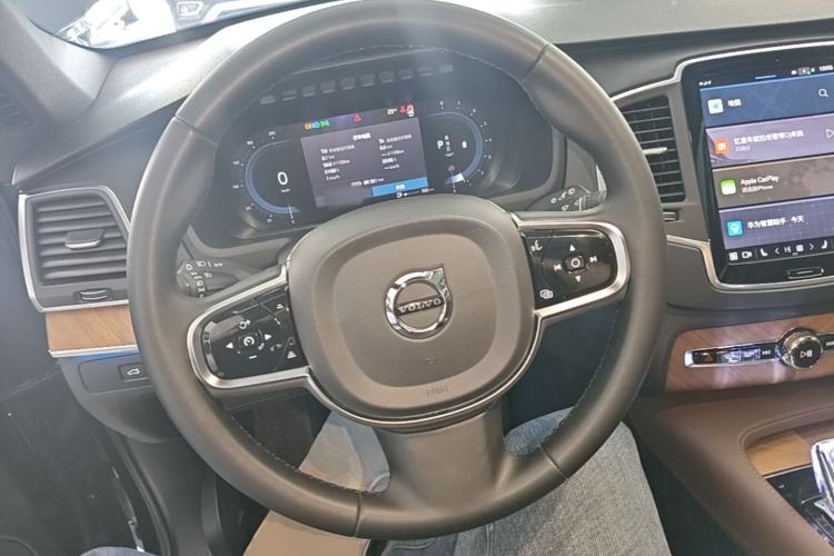 Used Volvo XC90 2023 B5 SmartDrive Luxury Edition 5 Seats Steering Wheel